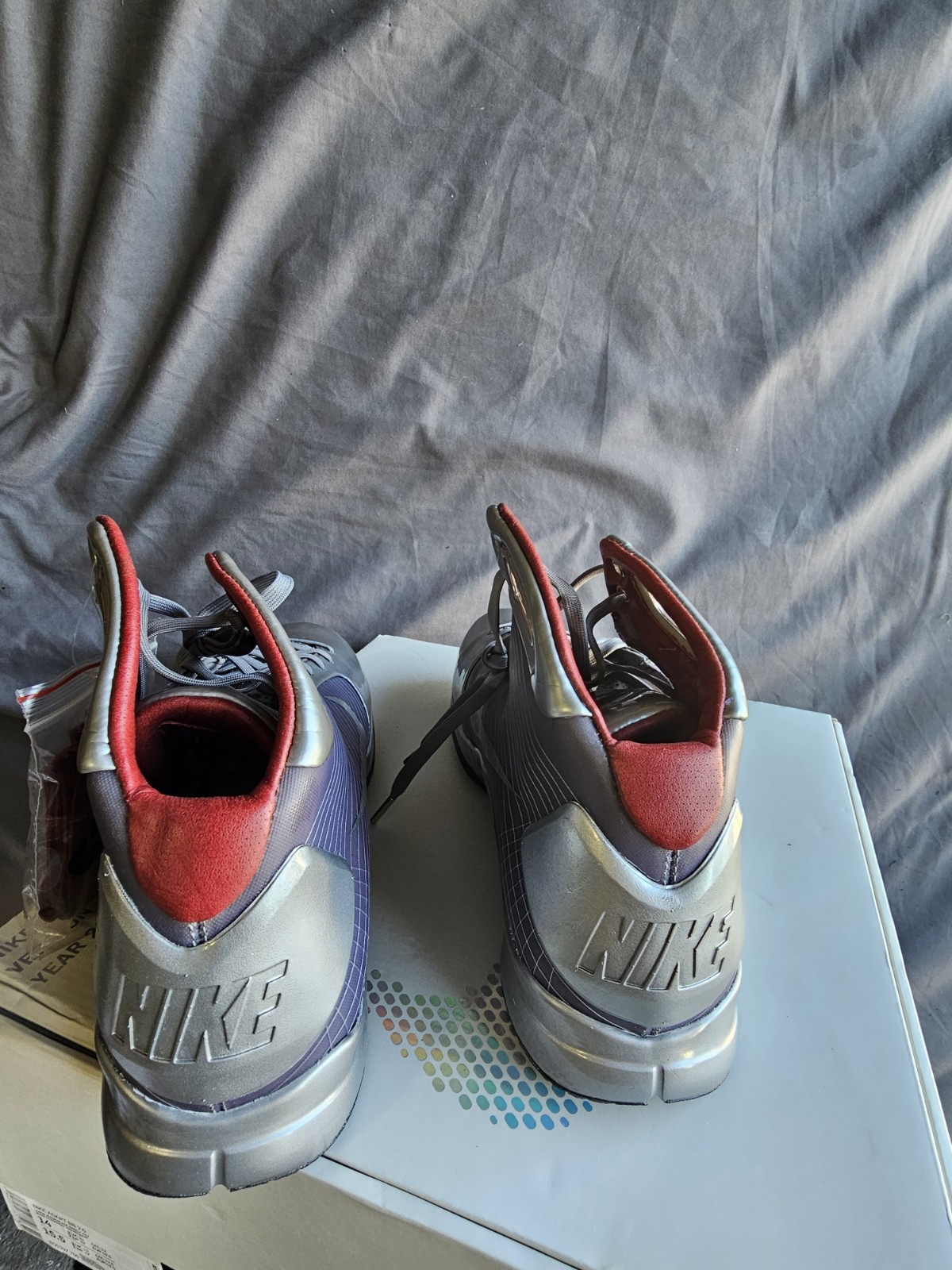 Nike Hyperdunk 08 - image 4