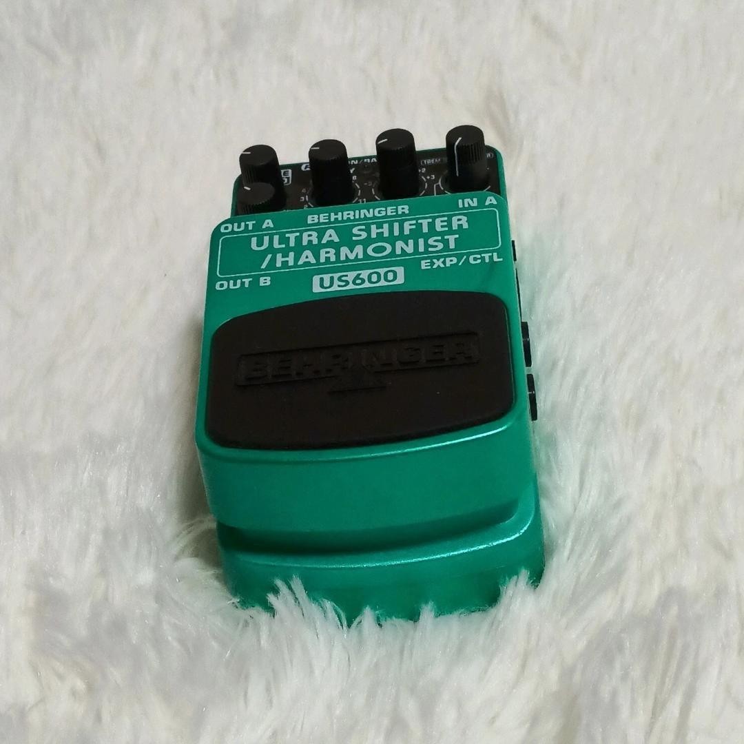 Behringer Ultra Shifter/Harmonist US600 Harmony Guitar