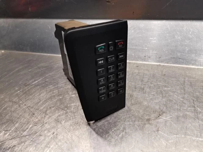 Autoradio d'origine VOLVO XC 70 1 CROSS COUNTRY PHASE 1 BREAK 8673980 - Photo 4/4