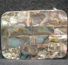 XH05162 COOL VINTAGE 1970s  ABALONE PANELS ARTWORK  UNISEX FASHION BELT BUCKLE