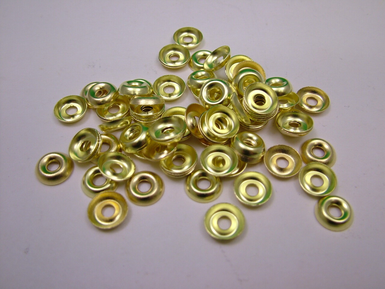 Solid brass screw cup cups pack of 100 for no.4 (2.9-3.0mm) countersunk screws