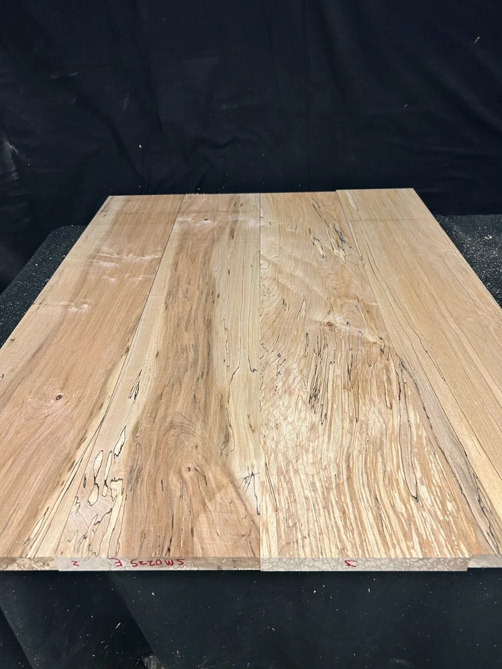 Paquete artesanal de madera de arce duro hendido de 4 piezas - 36" x 7 1/4" x 13/16" Foto 3 de 4