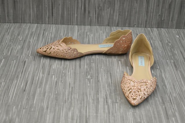 betsey johnson lucy flats ivory