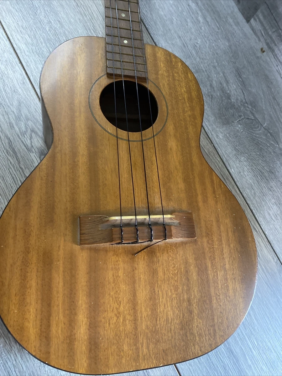 Harmony on sale ukulele baritone