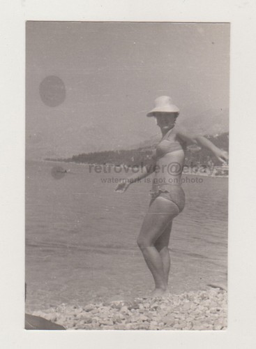 Photo Ancienne Femme Jeune Maillot De Bain Bikini – Tirage Original 1960