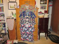 CHOOSE- Womens Scrub Tops XL- 4 Different Christmas Prints- Navy, Gray, OR Royal