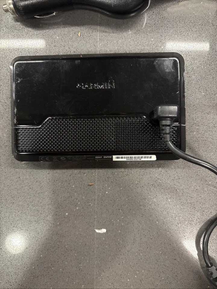 Garmin Nuvi 265W 4.3" GPS Navigator with Lifetime Maps & Traffic Updates - Image 2 of 2