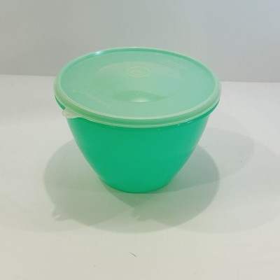 Retro Tupperware Crisp-It Bowl 676-8 Green Produce Keeper with Lid