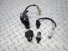 2004 03-04 Suzuki GSXR 1000 GSXR1000 STVA Thr...