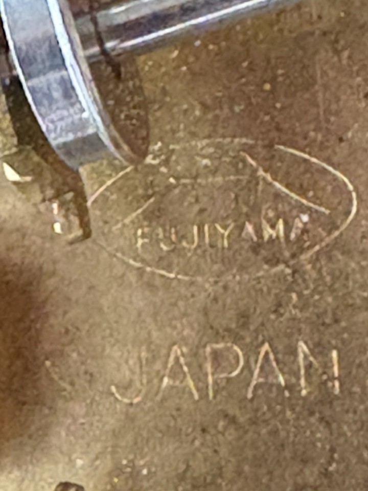 Fujiyama Locomotive & Tender Model Train & Track Includes Clear Case ...