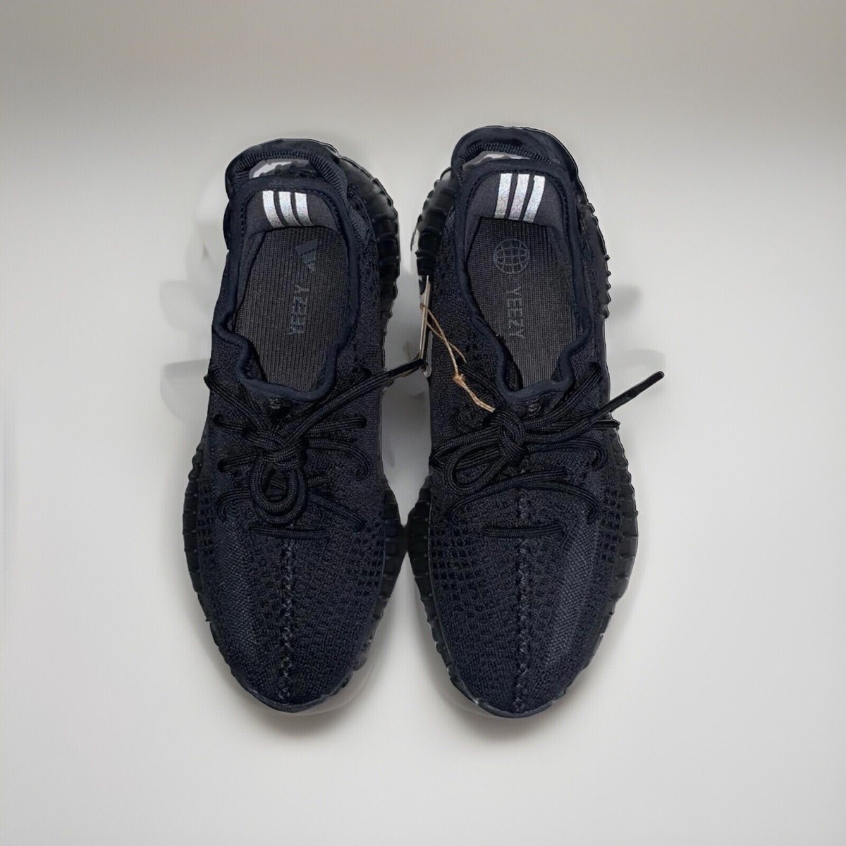 Size 9 - adidas Yeezy Boost 350 V2 Low Onyx Triple Black Size 9 - adidas Yeezy Boost 350 V2 Low Onyx Triple Black