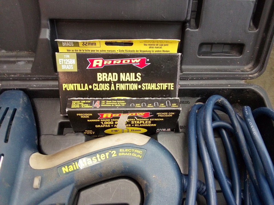 Arrow ElectroMatic ET200 Nail Master 2 Electric Brad Nail Gun W/ Case