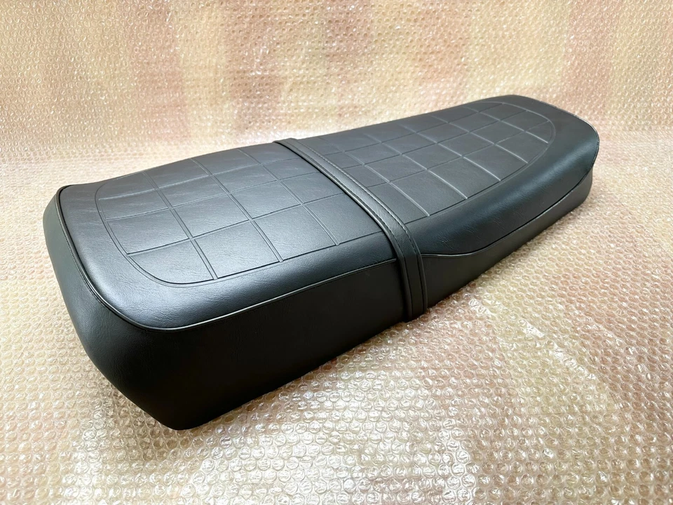 Asiento de motocicleta Suzuki GS750 1977-1979 B C E negro estilo clásico bandeja de metal. GS750 Foto 4 de 4