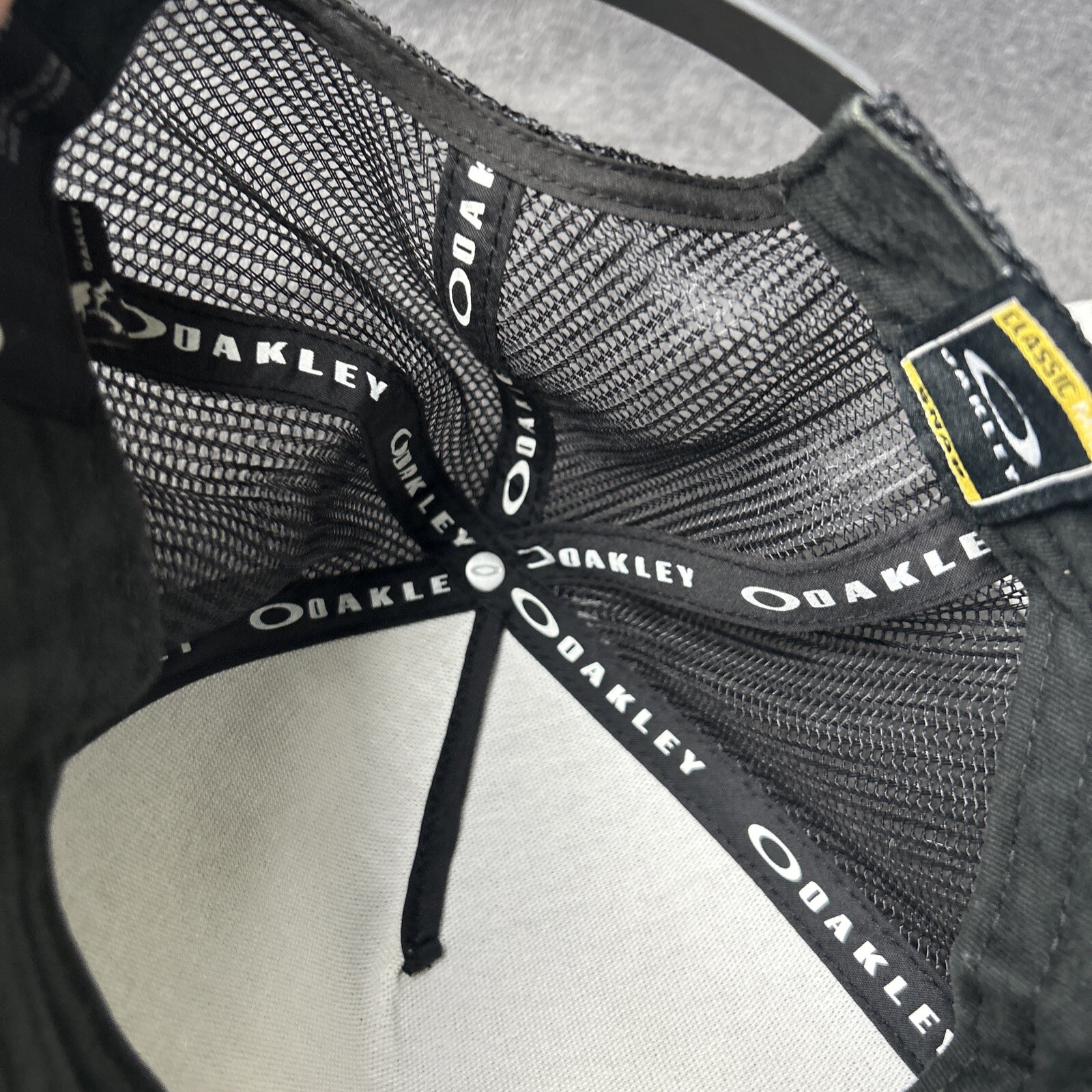 Oakley SnapBack Hat Gray Adjustable Cap Mesh Truc… - image 7