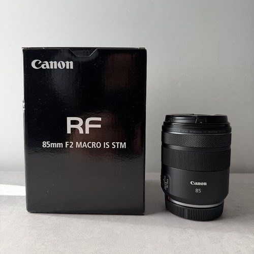 Canon RF 85mm F2 MACRO IS STM Single Focus Lens 221390