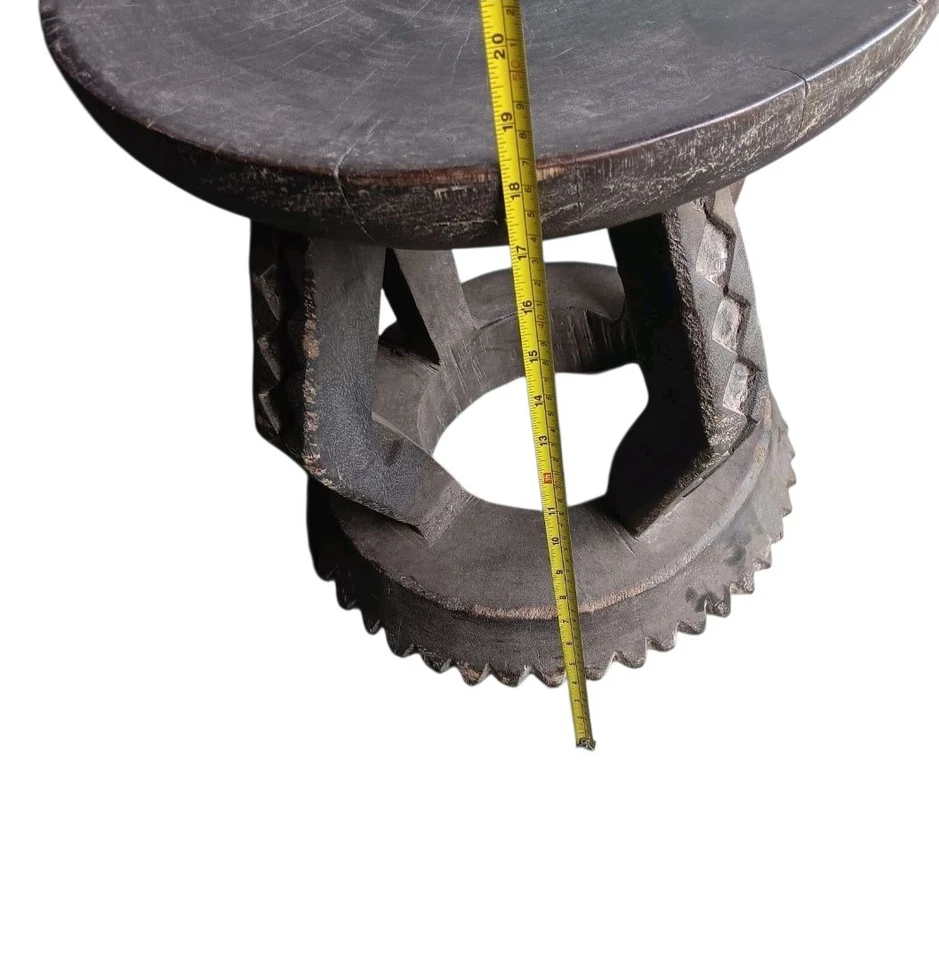 Antiguo taburete africano de madera Tikar arte vintage coleccionable 17"×19"×17" Foto 4 de 4