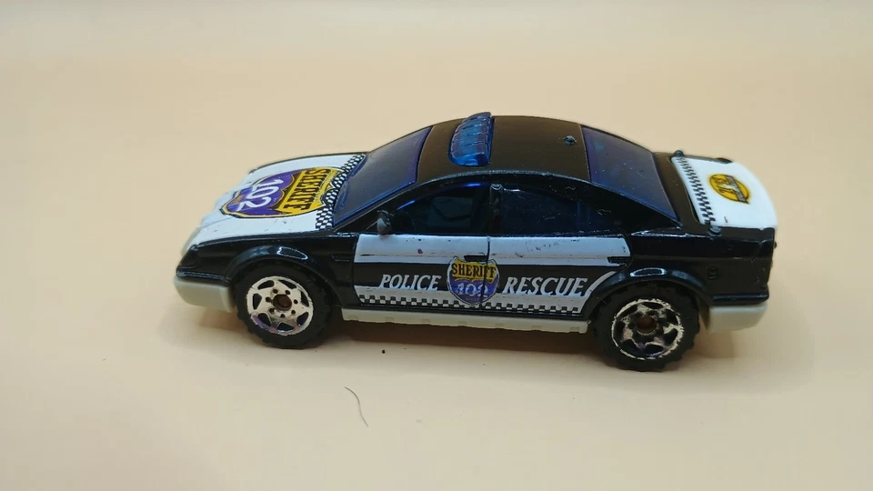 RARE Sheriff Badge 102 Police Rescue 2003 Special Edition 1:64 by MATCHBOX - Image 2 of 4