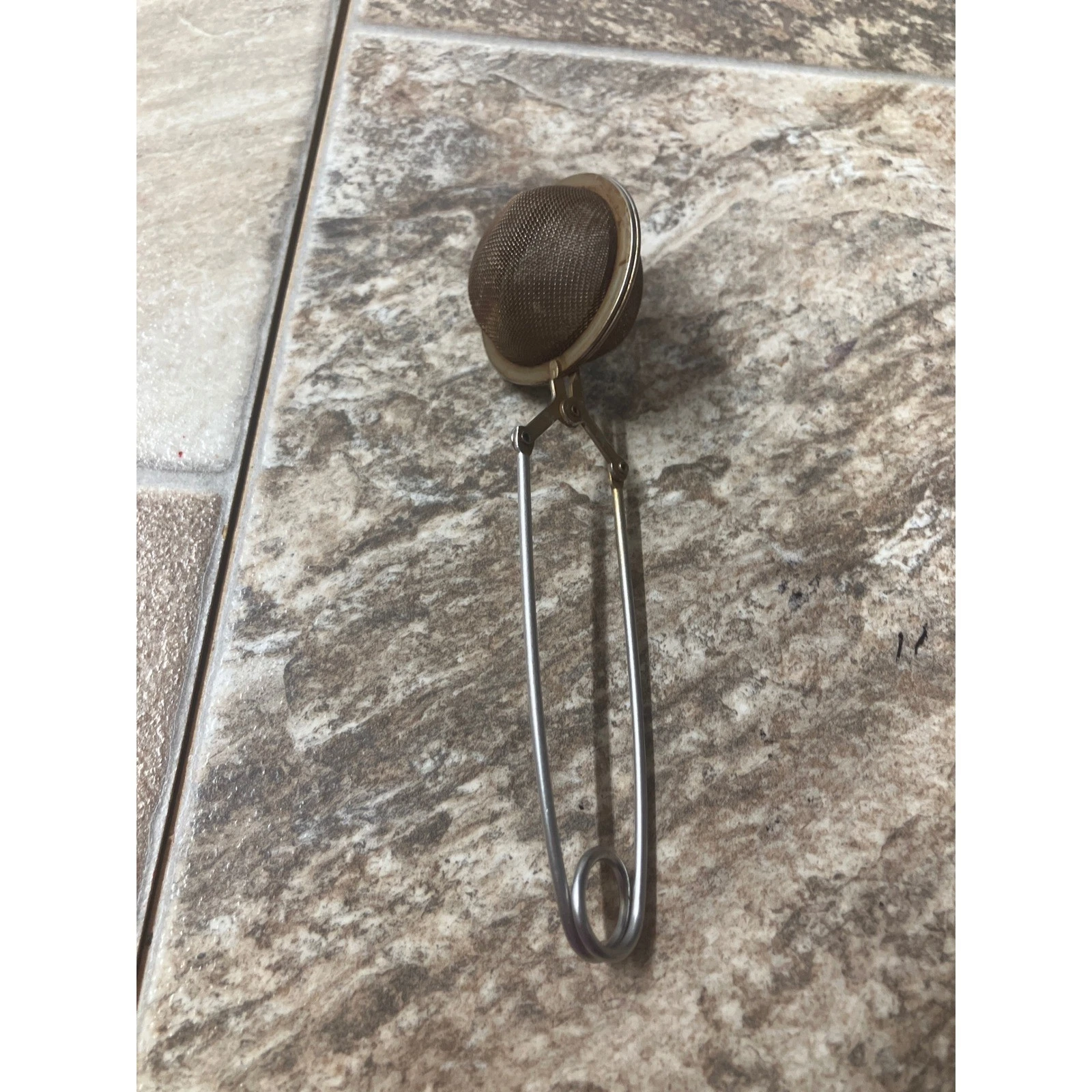 Vintage Metal Pincer Tea Infuser Mesh Ball Squeeze Handle Loose Leaf Steeper 6"