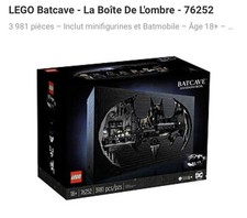 LEGO 76252 Batcave Shadow Box
