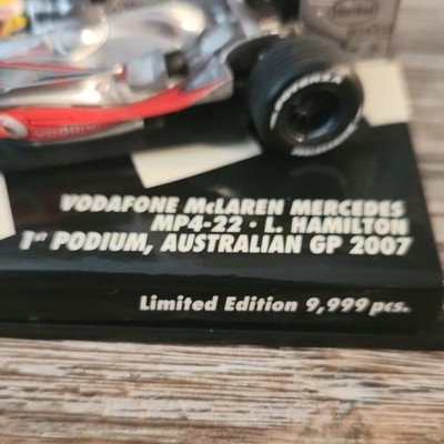 MINICHAMPS 1:43 McLaren MP4-22 Lewis Hamilton 2007 Aus GP w/ Case