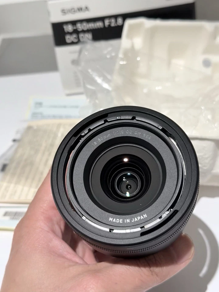 sigma 18-50mm f2.8 sony - image 4 of 4