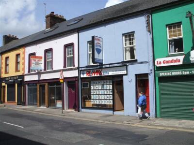 Photo 6x4 REMAX Elite Omagh An Oghmagh A new estate agent's shop lo c2007