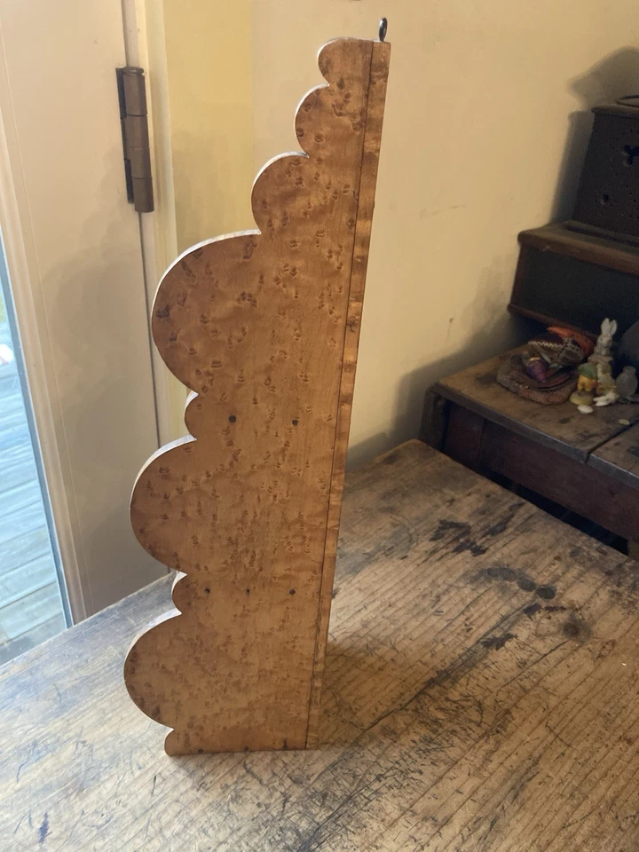 Beauty! Bird's Eye Maple Antique Primitive Display corner wall Shelf - Image 3 of 4