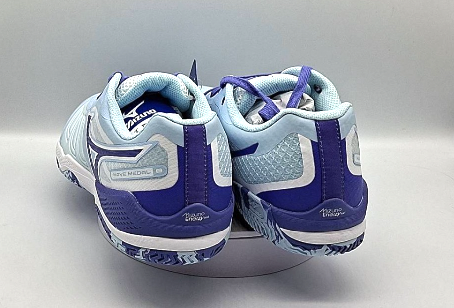 Mizuno Table Tennis Shoes WAVE MEDAL 8 Light Blue White/Navy