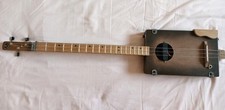 Chickenbone John 3 String Cigarbox Guitar. Left Handed Near Mint Condition A++++