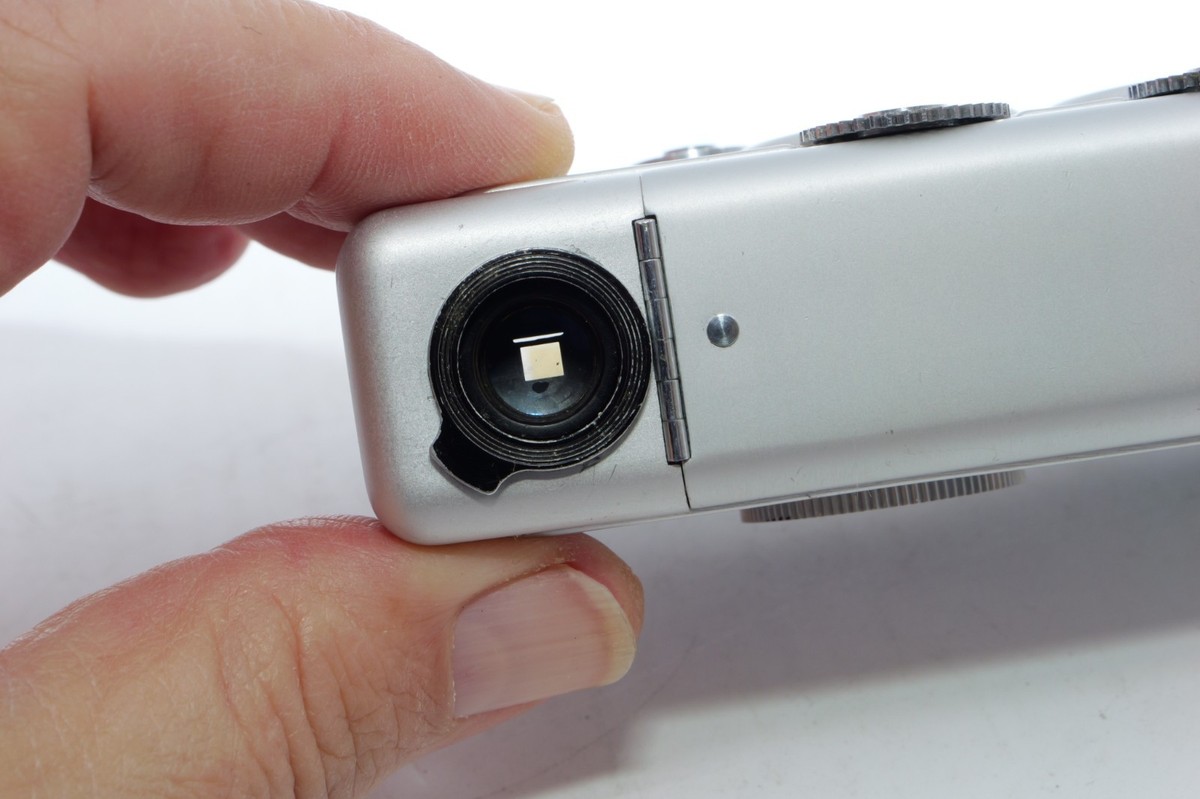 Gami 16 Subminiature Italian Film Camera. 25mm f1.9 lens. 2 Films