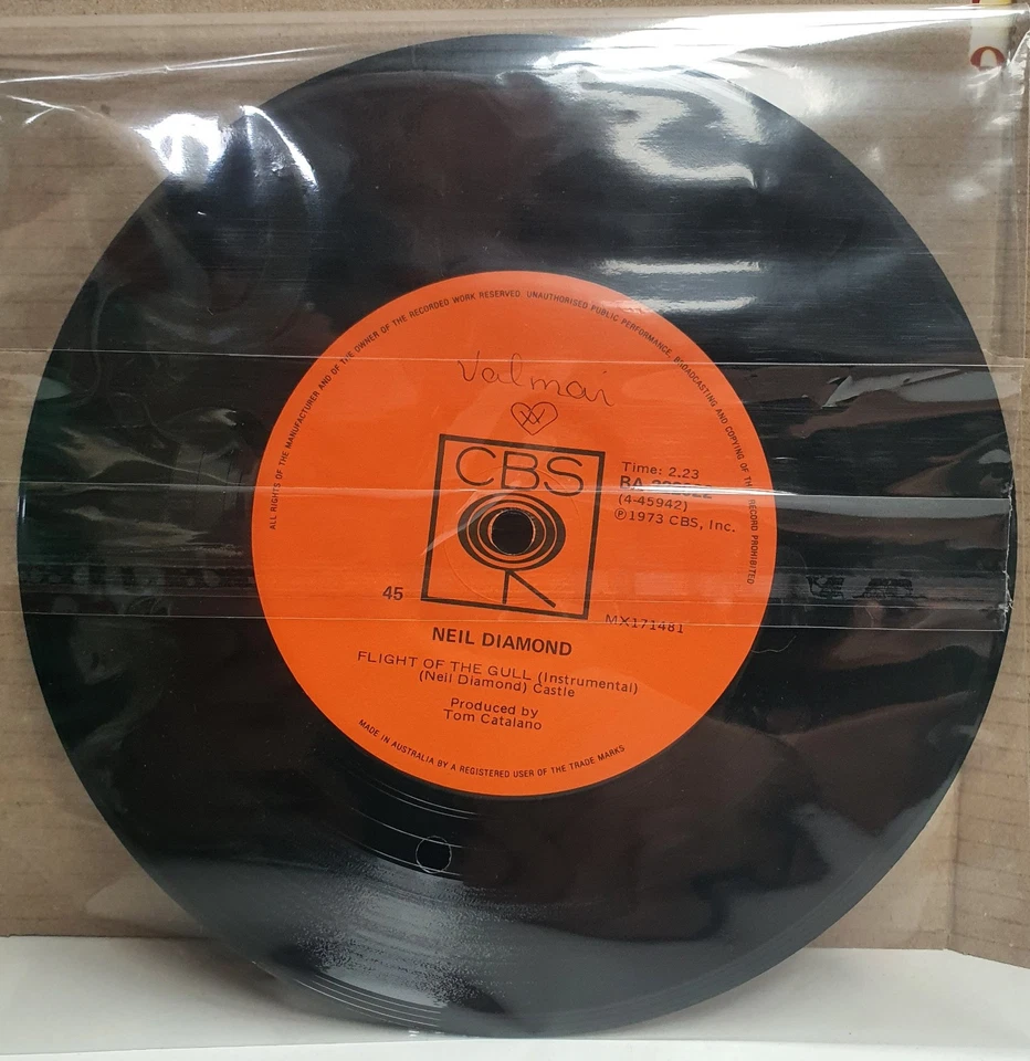 CBS 45 RPM Vinyl Single Neil Diamond - Be / Flight of the Gull c1973 No Sleeve - Image 2 of 2