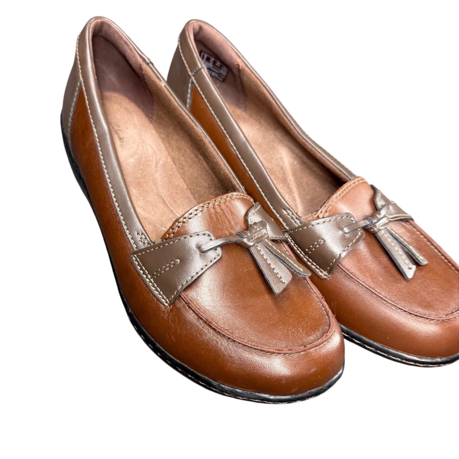 Clarks Collection Brown Bronze Leather Bow Tassel Loafer Womens 8.5 Wide slip on