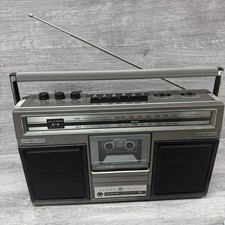 Vintage General Electric GE 3-5253 B Portable 15" Cassette AM/FM Boombox