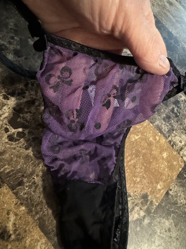 VINTAGE PEEPING TOM SHEER THONG PANTY! SIZE 6 - Picture 2 of 5