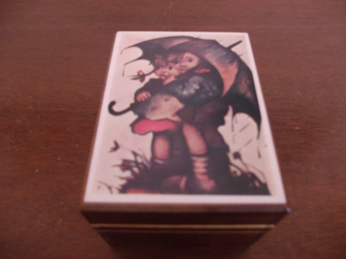 VINTAGE TOYO JAPAN WOOD CHILDREN UMBRELLA MUSIC BOX WORKS | eBay