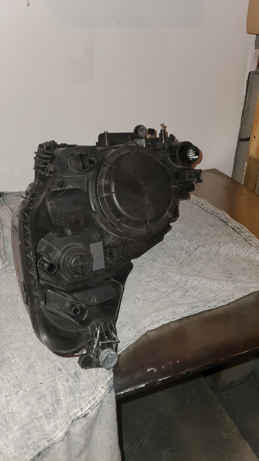 Maserati Grantrismo Sport Headlamp 294586 Passanger Side
