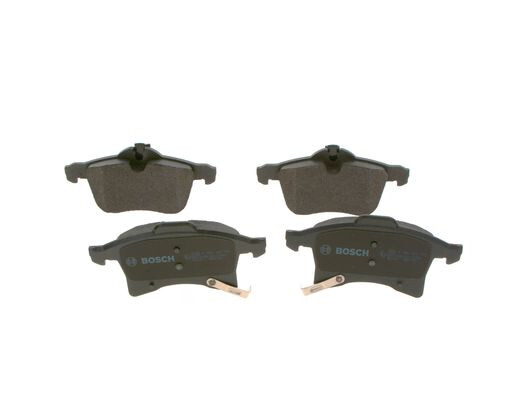 Plaquettes de frein BOSCH pour remplacer le freinage arrière usé d'une OPEL Zafira