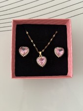 Halskette und Ohrringe Set Geschenk verpackt