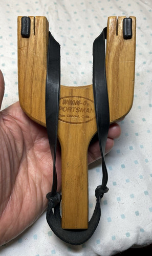 VINTAGE WHAM-O SPORTSMAN HUNTING SLINGSHOT WOOD FRAME   EXCELLENT
