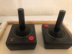 Atari Flashback 6 Classic Game Console  100 Built-In Games with Wireless Control