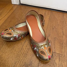 Indian Punjabi Women's Khussa Jutti Shoes, Size 8