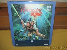 CBS/Fox Video CED Romancing the Stone Michale Douglas Dated 1984
