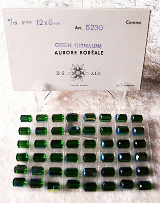 Swarovski  KRISTALLSCHLIFFPERLEN, ''Green Turmaline'' AB - 12x8 mm,48 Stück