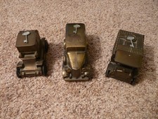 Lot of 3 Vintage 1974 Banthrico Inc. Chicago IL Cast Metal Car Coin Banks w/keys