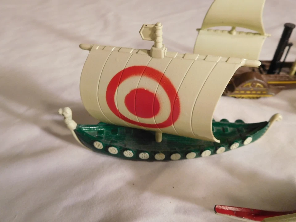 5 barcos vikingos de metal Pilen España raros con mástiles móviles ~ 2 barcos vikingos Foto 3 de 4