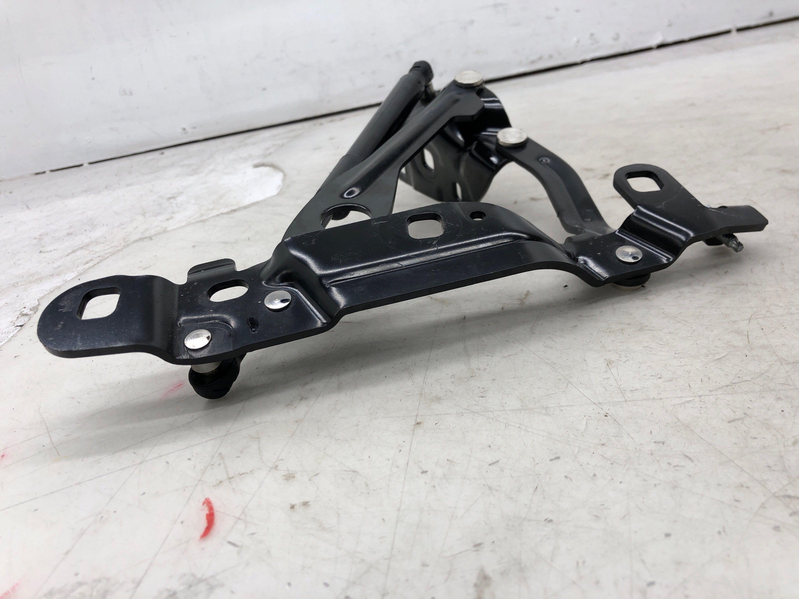 2020-2023 ASTON MARTIN VANTAGE ROADSTER REAR TRUNK LID HINGE SET LEFT RIGHT OEM