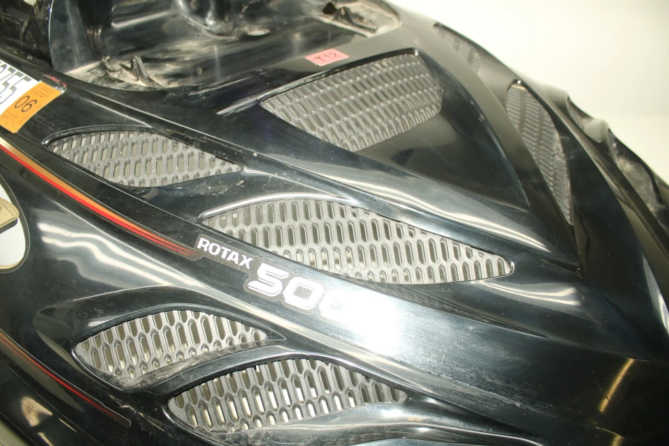 Cubierta de capó Ski-doo Grand Touring 500 Zx 2003 Foto 3 de 4