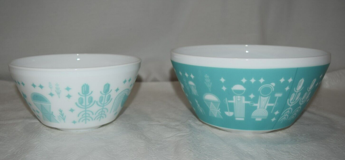 Vintage Charm Inspired Pyrex Rise N Shine Mixing Bowls Turquoise