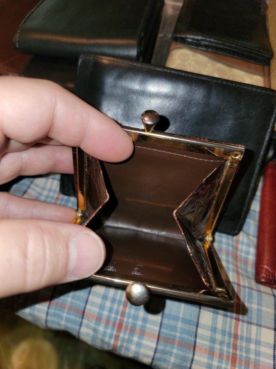 PU Leather Buckle Coin Purse - Alligator Pattern Kiss-Lock Change Wallet