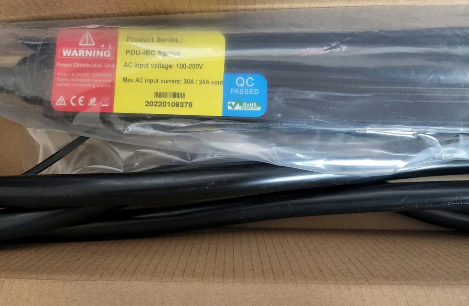 New LCD Metered PDU 200-240v 30A 30amp L6-30P 8 x C13 Cryptocurrency Mining - Image 4 of 4